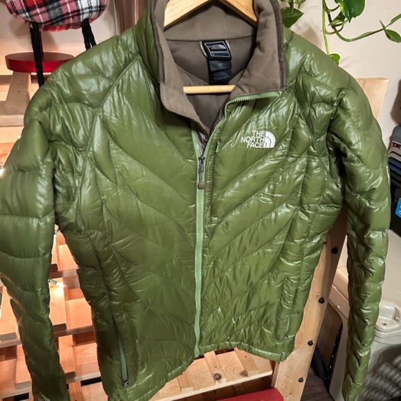 The North Face Jackets & Blazers - The Northface puffy jacket